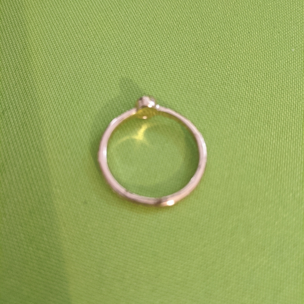 Gold Tone and Rhinestone Ring - Picture 5 of 6
